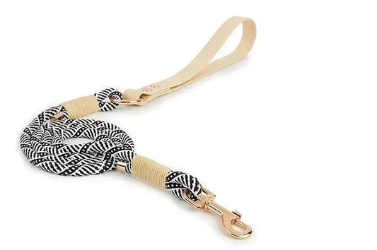 Anti-Escape Pet Harness Leash for Dogs & Cats