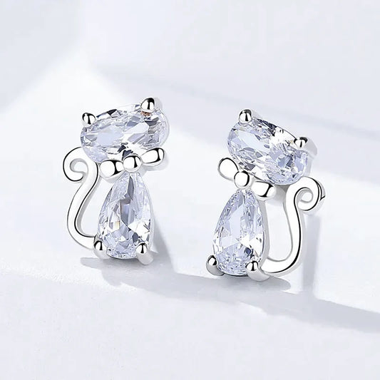 Charming 925 Silver Cat Earrings - Sparkling Elegance