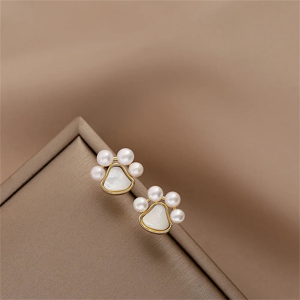 Cat Claw Pearl Earrings - Perfect Gift