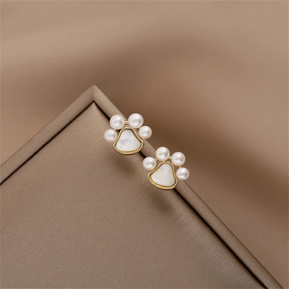 Cat Claw Pearl Earrings - Perfect Gift